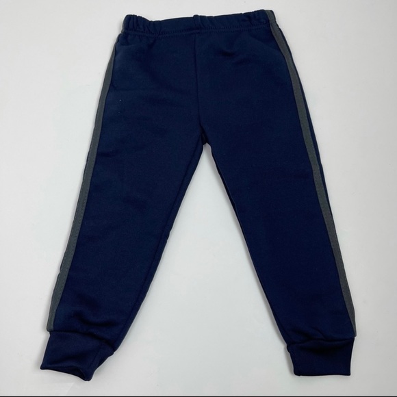 Two Piece Boys Two Tone Hooded Sweatshirt and Striped Sweatpants Set Size 2T - Picture 2 of 13